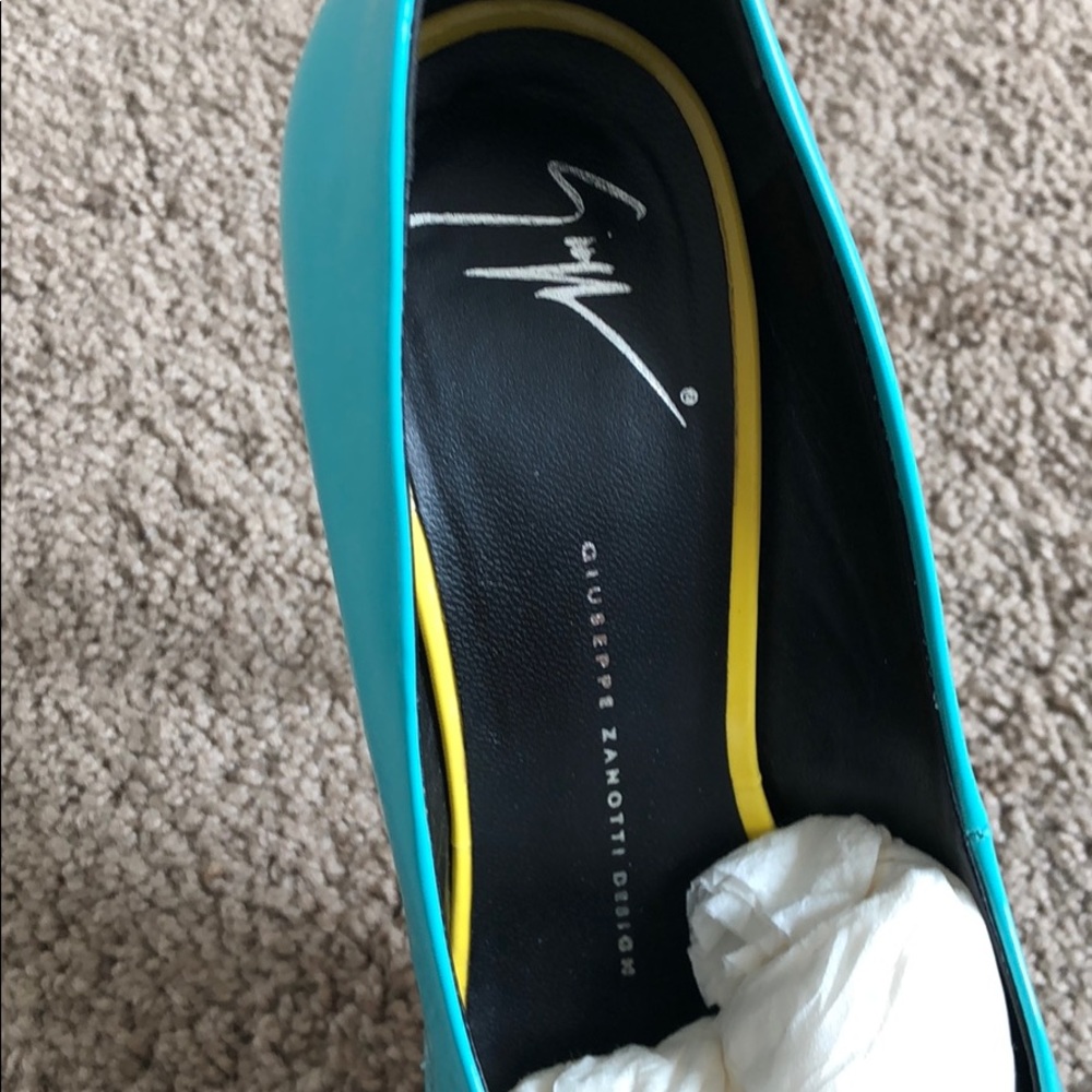 Giuseppe Zanotti heels! - Picture 4 of 5